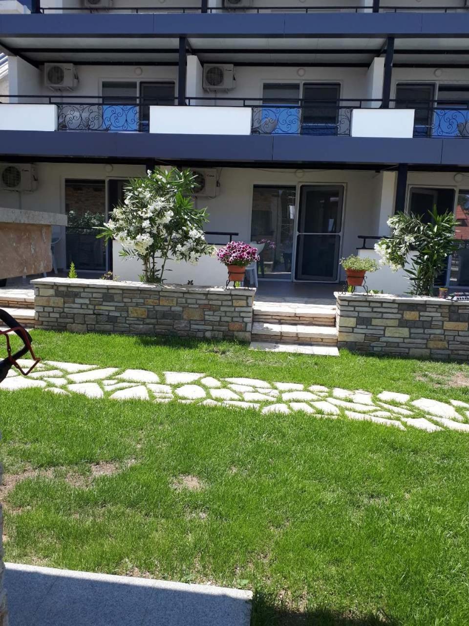 Apartments And Villas Janev Dojran Esterno foto